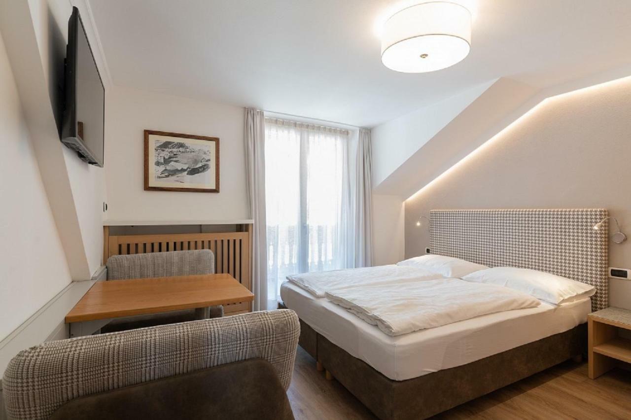 אורטיסיי Villa Aurelia מראה חיצוני תמונה
